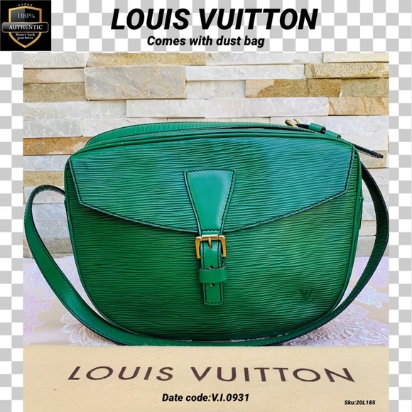 Louis Vuitton Handbags - Louis Vuitton Crossbody bag jonufiyu epi green bag